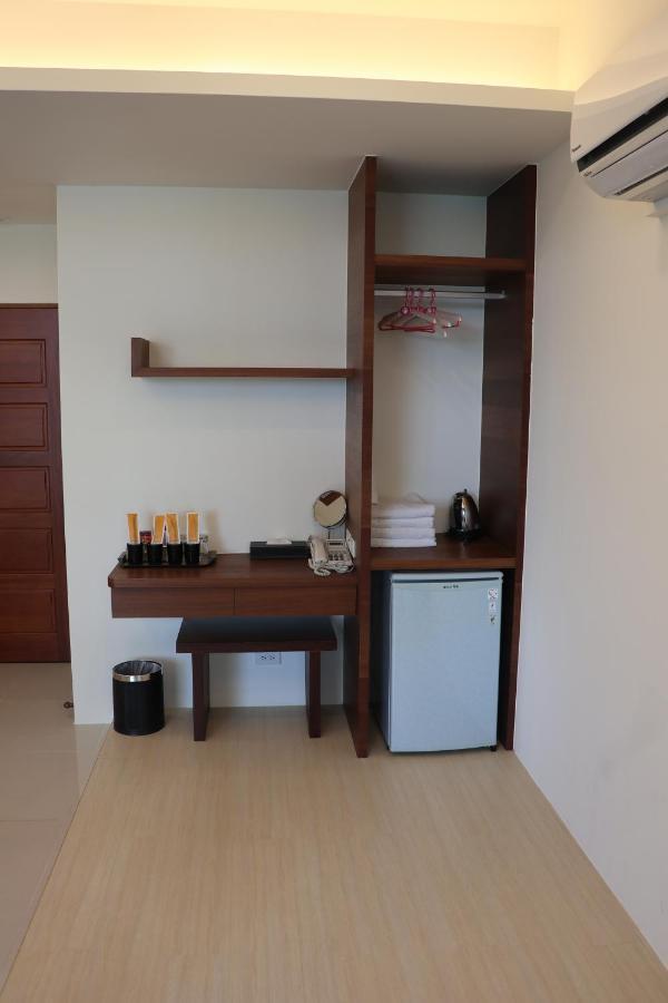 Sky Ocean Apartamento Yilan Exterior foto