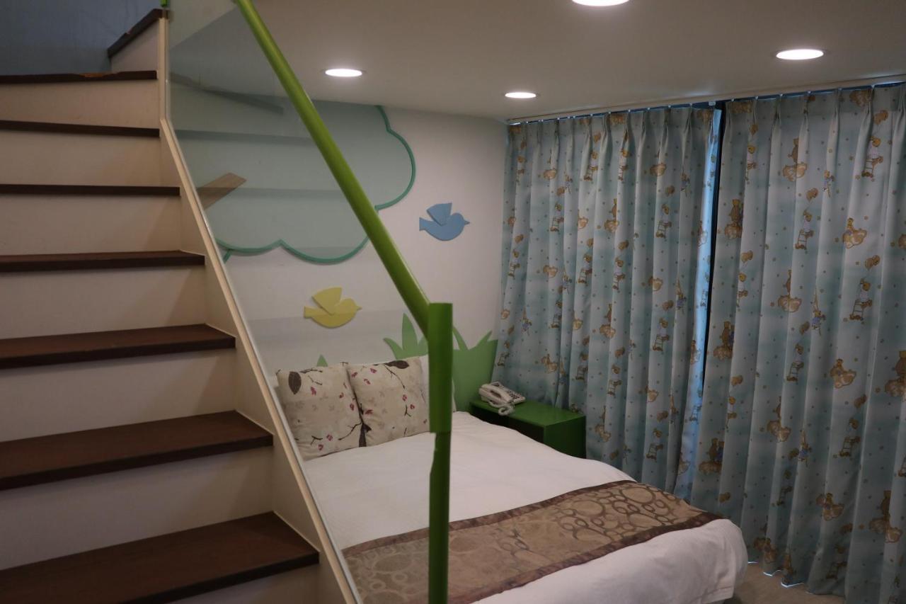Sky Ocean Apartamento Yilan Exterior foto
